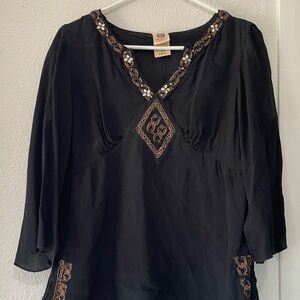 Faded glory Originals 1972 Black blouse With embroidery Size S vintage.